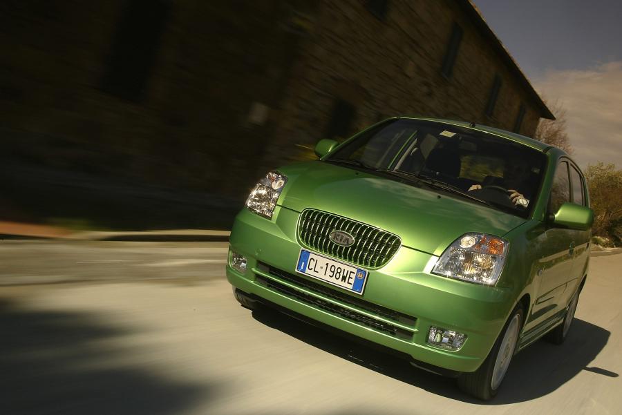  Kia Picanto 2005 года  (фото 17 из 126)
